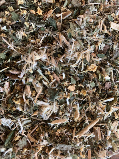 Spring Fresh Hayfever blend, specially formulated to help you enjoy the beauty of the season while managing seasonal allergies. This blend combines soothing herbs known for their supportive properties.